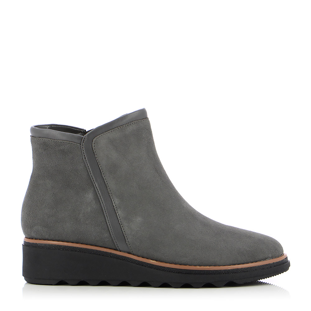 Clarks – Μποτάκια Sharon Heights ΓΥΝ. ΥΠΟΔΗΜΑ