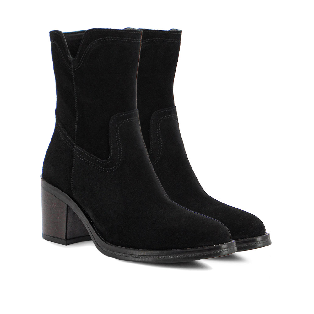 /Images/Products/641000444100-ΜΑΥΡΟ_SUEDE-1.jpg