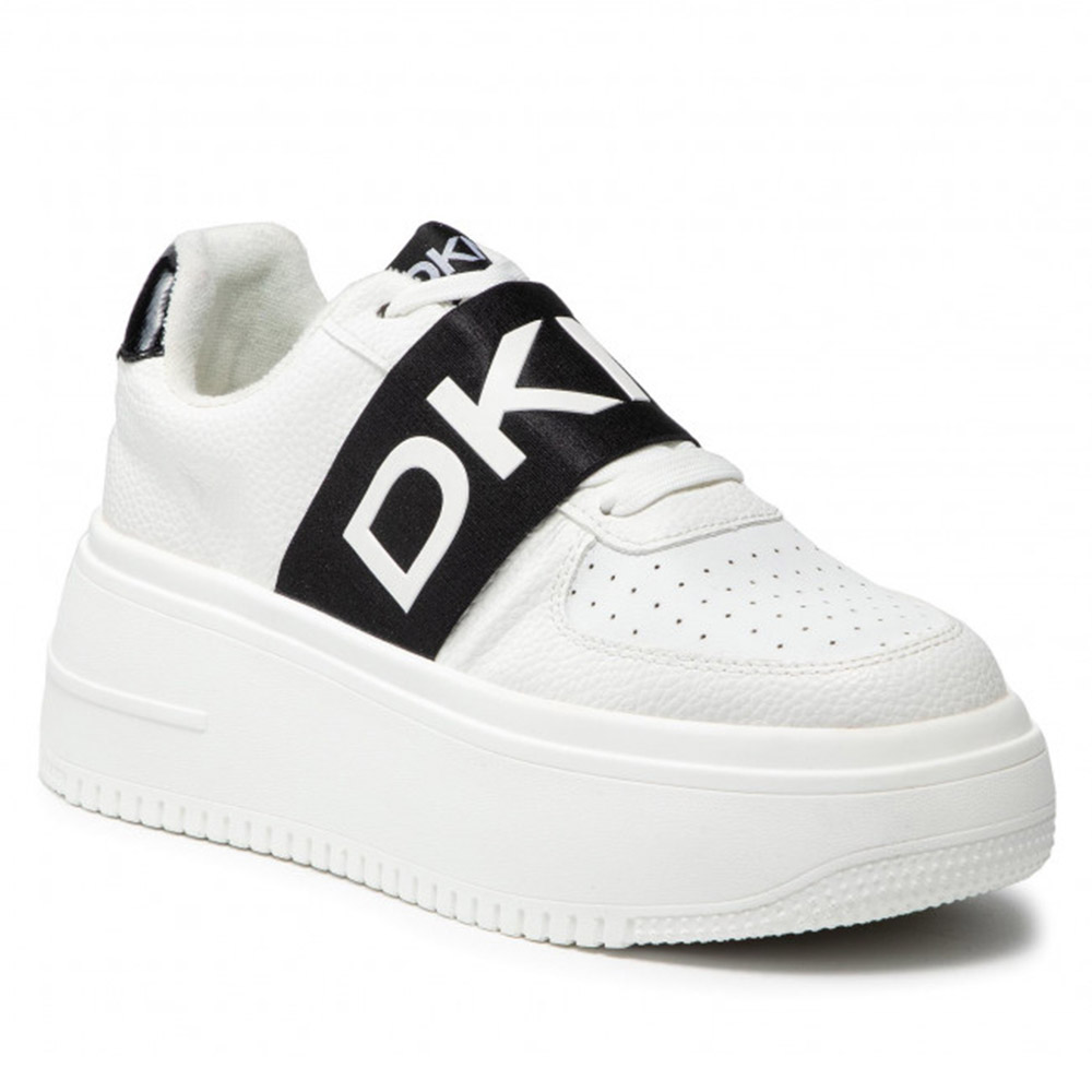 DKNY Sneakers |