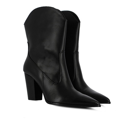 ΜΑΥΡΟ ΔΕΡΜΑ